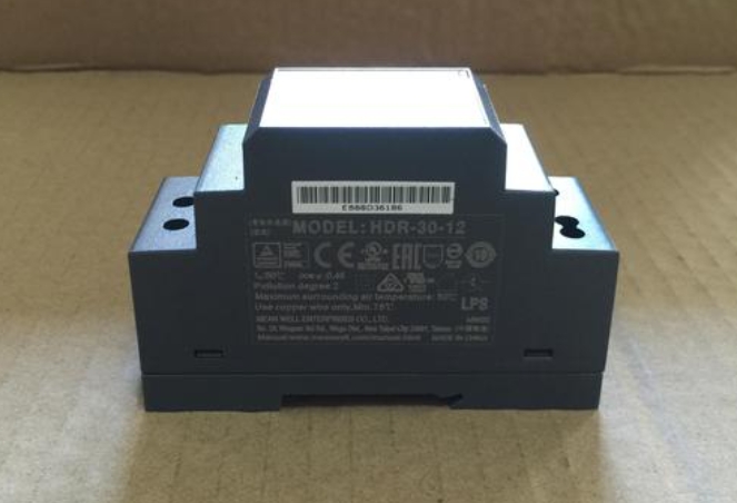 明緯控制箱/配線箱：優(yōu)化布線，提升效率